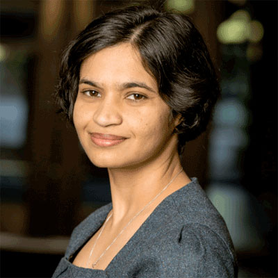 Dr. Sonia  Pahwa