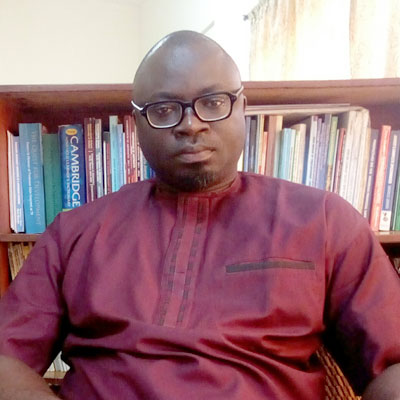 Dr. Oyinlola Mutiu  Abimbola    