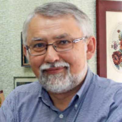 Dr. Sergey  Maksimenko    