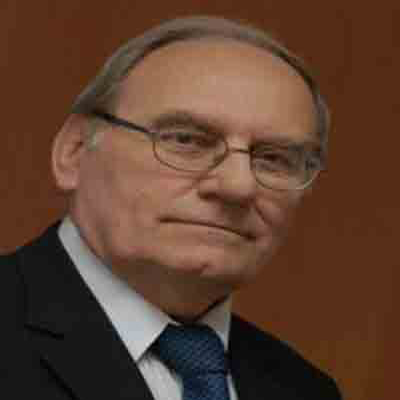 Dr. Tadeusz  Hryniewicz    
