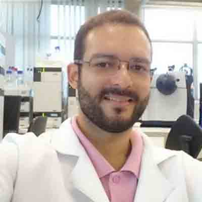 Dr. Danilo  Santos Souza
