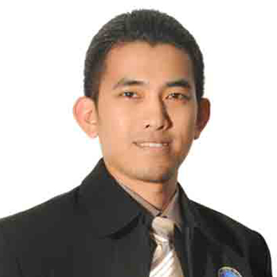 Dr. Azma  Putra