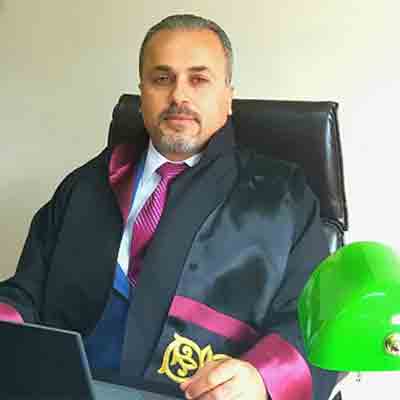 Dr. Mithat  Evecen