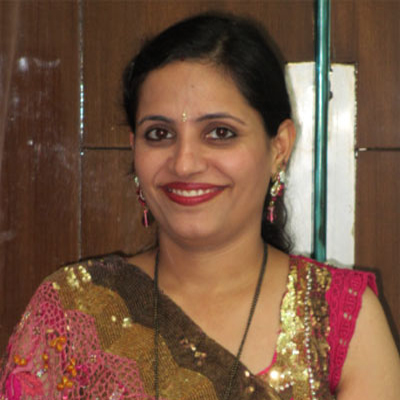 Dr. Komal Arora Swami