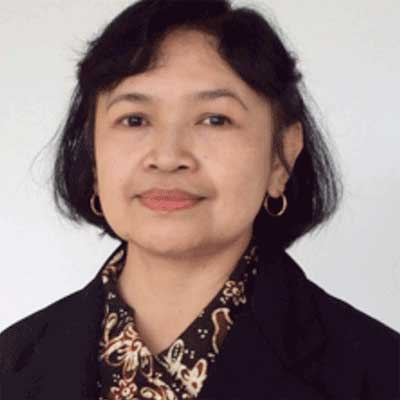 Dr. Nenny  Nurlaeny
