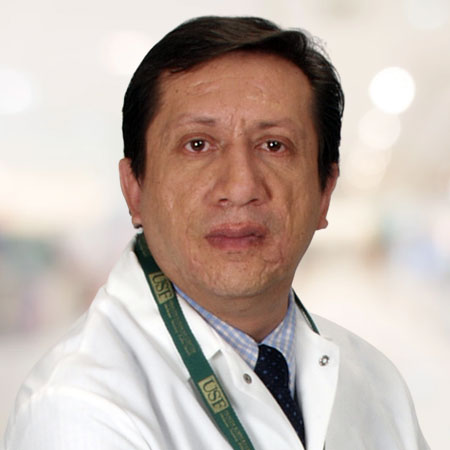 Dr. Ricardo Izurieta    